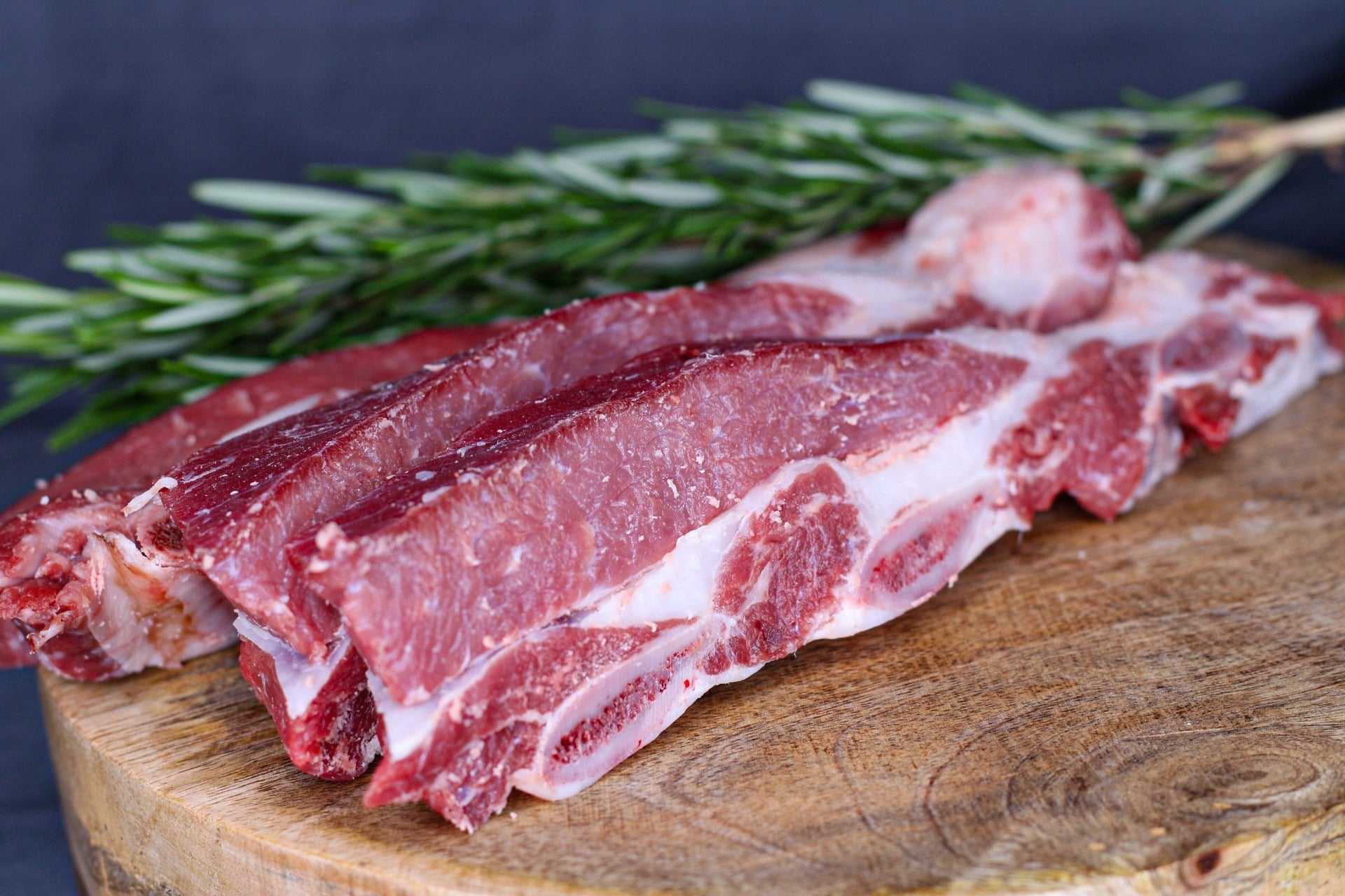 Asado de tira di Bovino – 100% Razza Piemontese | Selezione DF - Macelleria Ferro