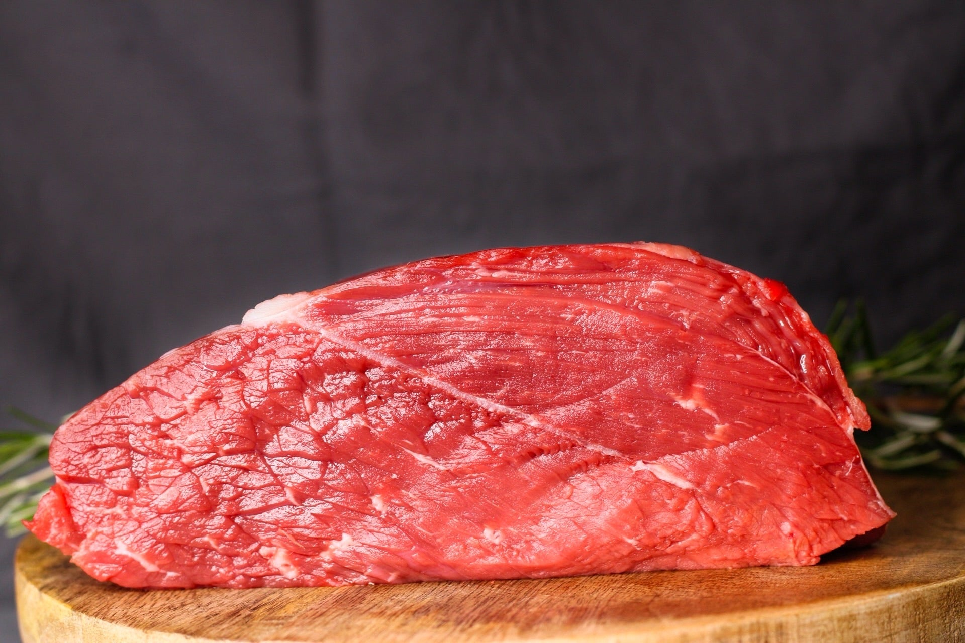 Fesone di Spalla – 100% Razza Piemontese | Selezione DF - Macelleria Ferro